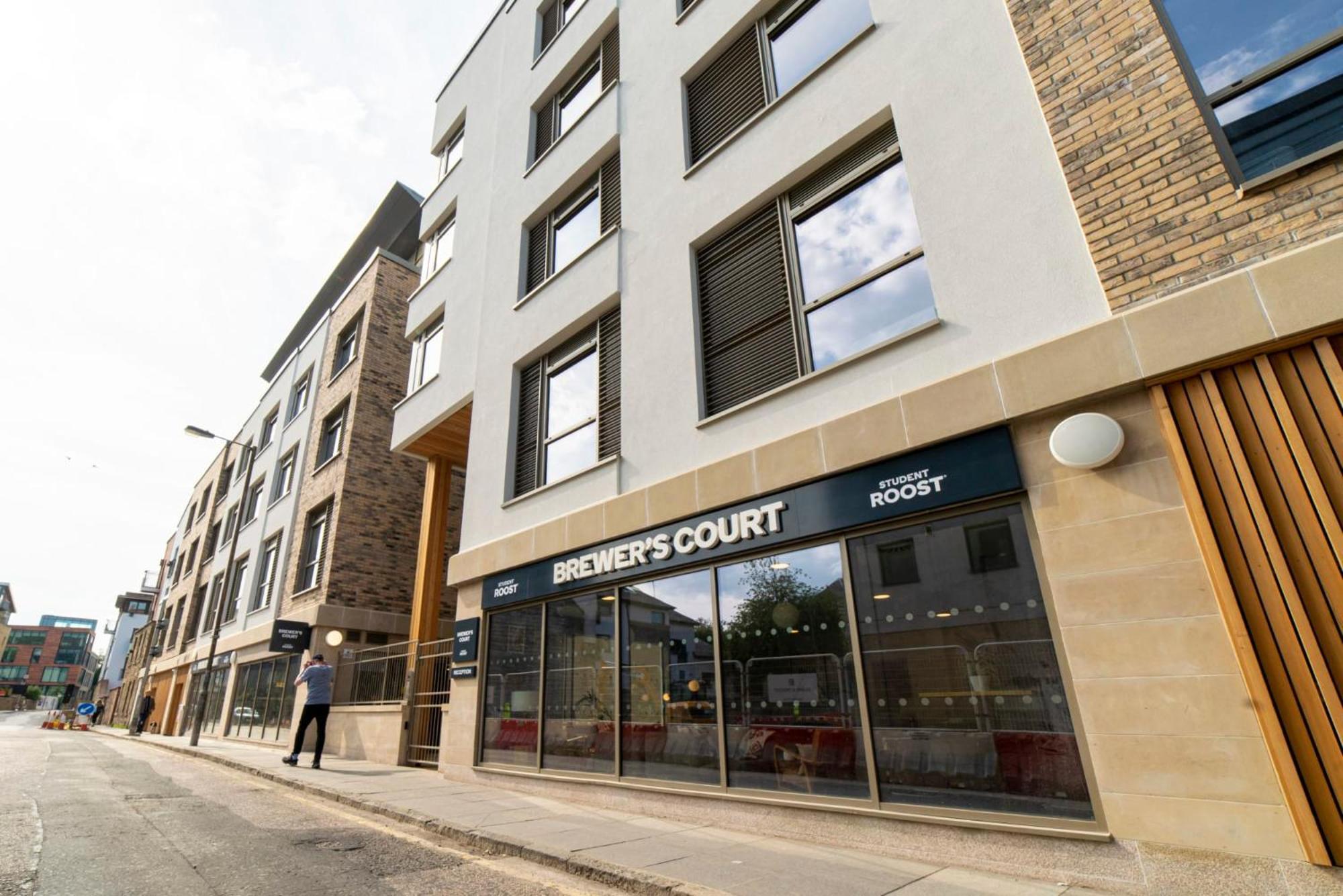 Stylish Studio Accommodations With Kitchen At Brewer'S Court In Edinburgh Bagian luar foto